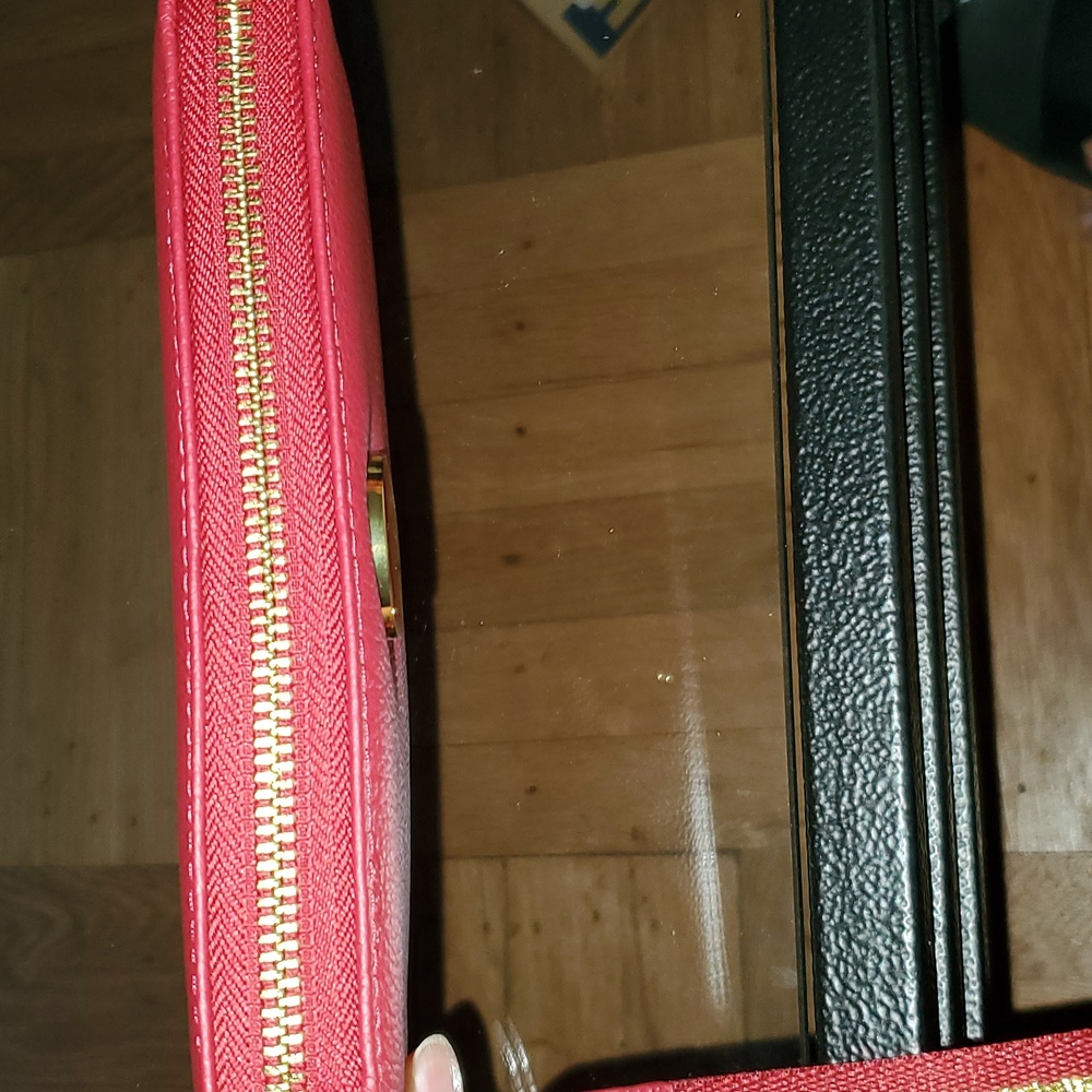 Ladies Wallet - Picture 3 of 5